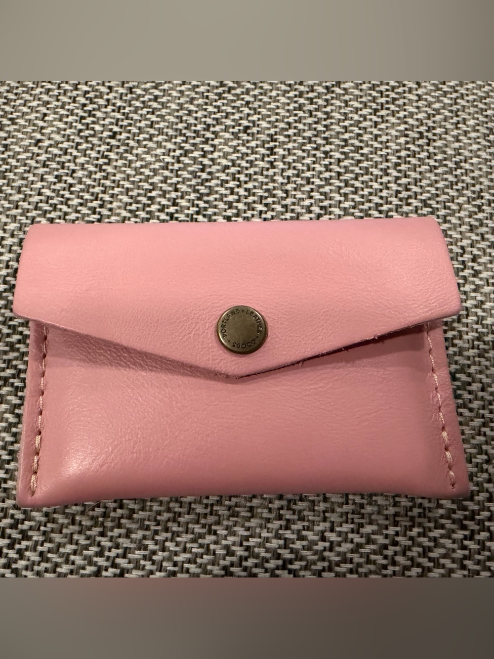 Portland Leather Goods Mini Envelope Wallet Leather Card Holder Vintage Pink NEW